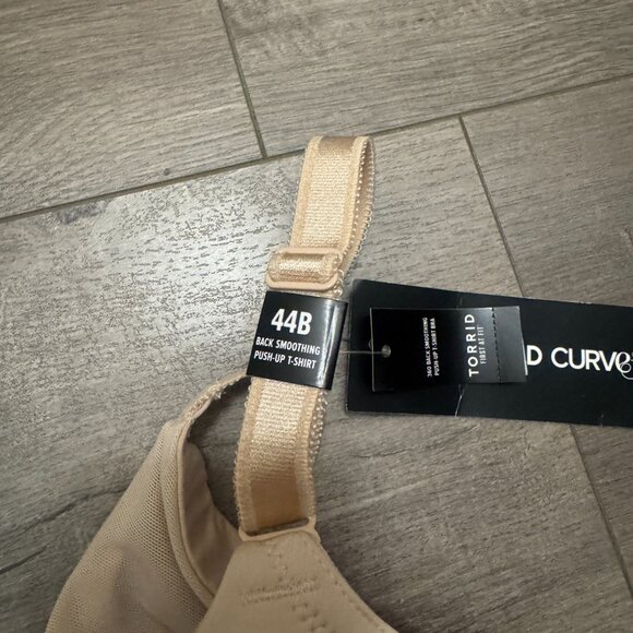 Torrid Curve 360° Back Smoothing Push-Up T-Shirt Bra | 44B | NWT - Picture 3 of 7